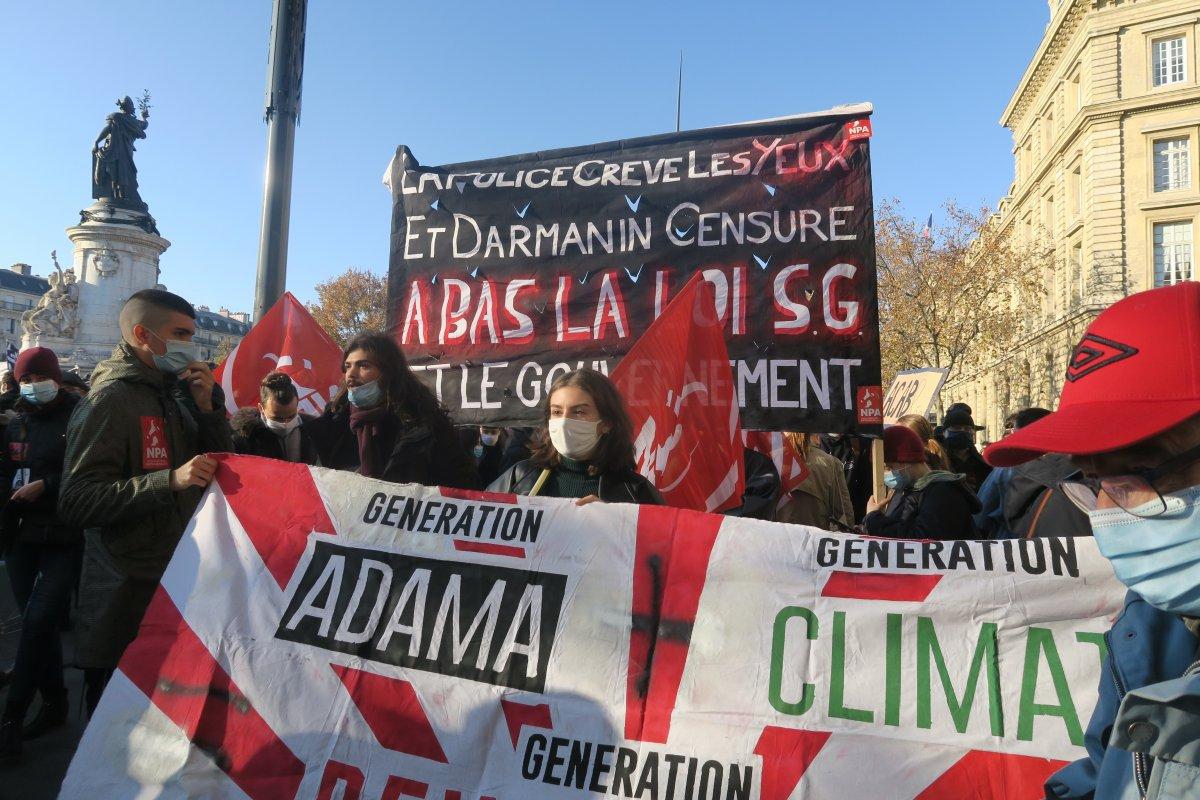 Fransa’da 'Küresel Güvenlik' yasası ve polis şiddeti protestosu