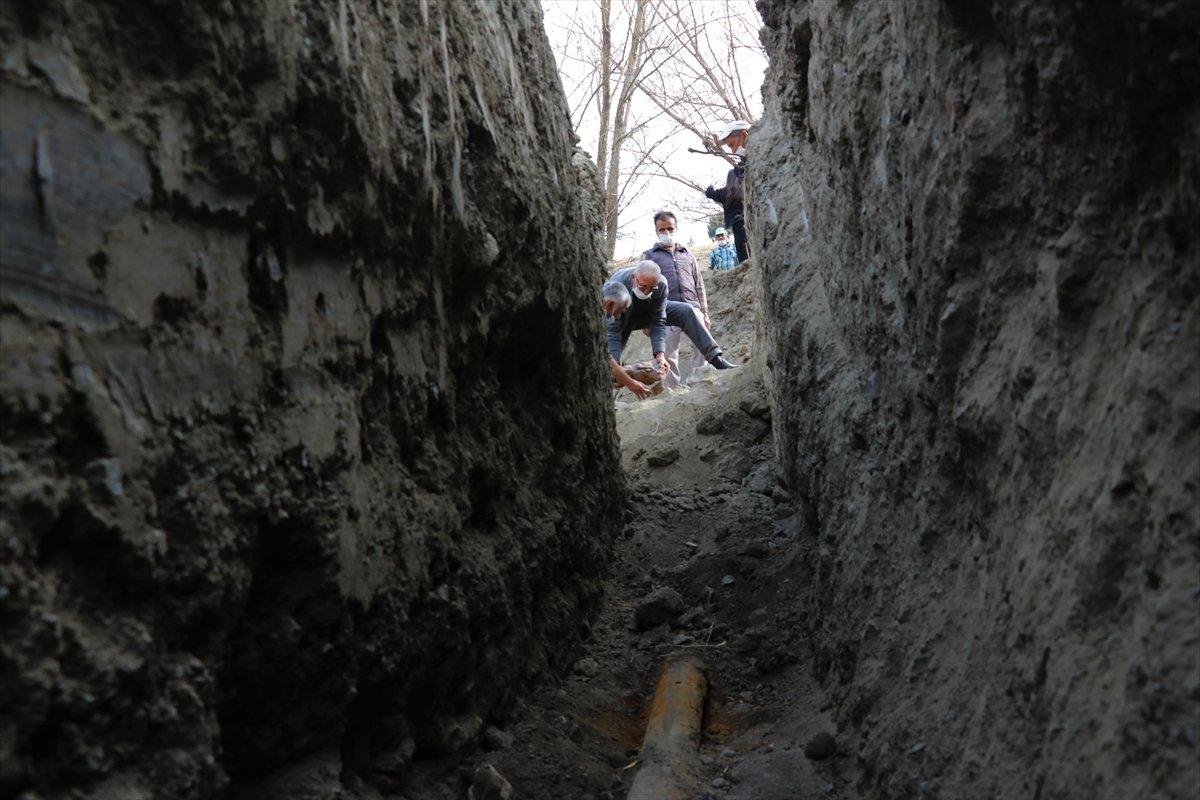 Burdur'da su kuyusuna, şişede not bırakma geleneğini bir asırdır yaşatıyorlar