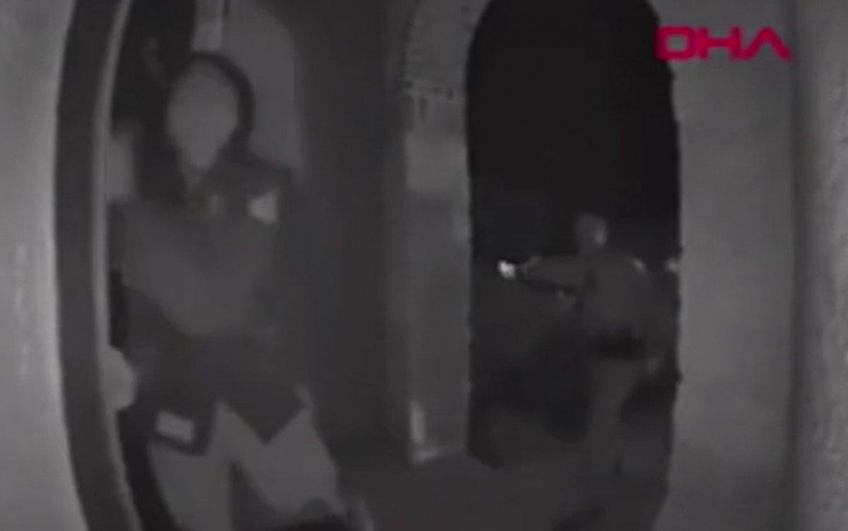 ABD'de siyahi kişiye polis şiddeti kamerada