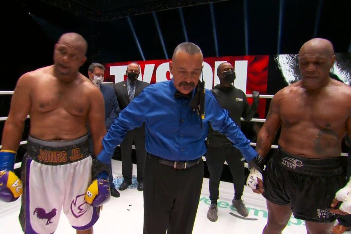 Mike Tyson - Roy Jones maçı berabere bitti