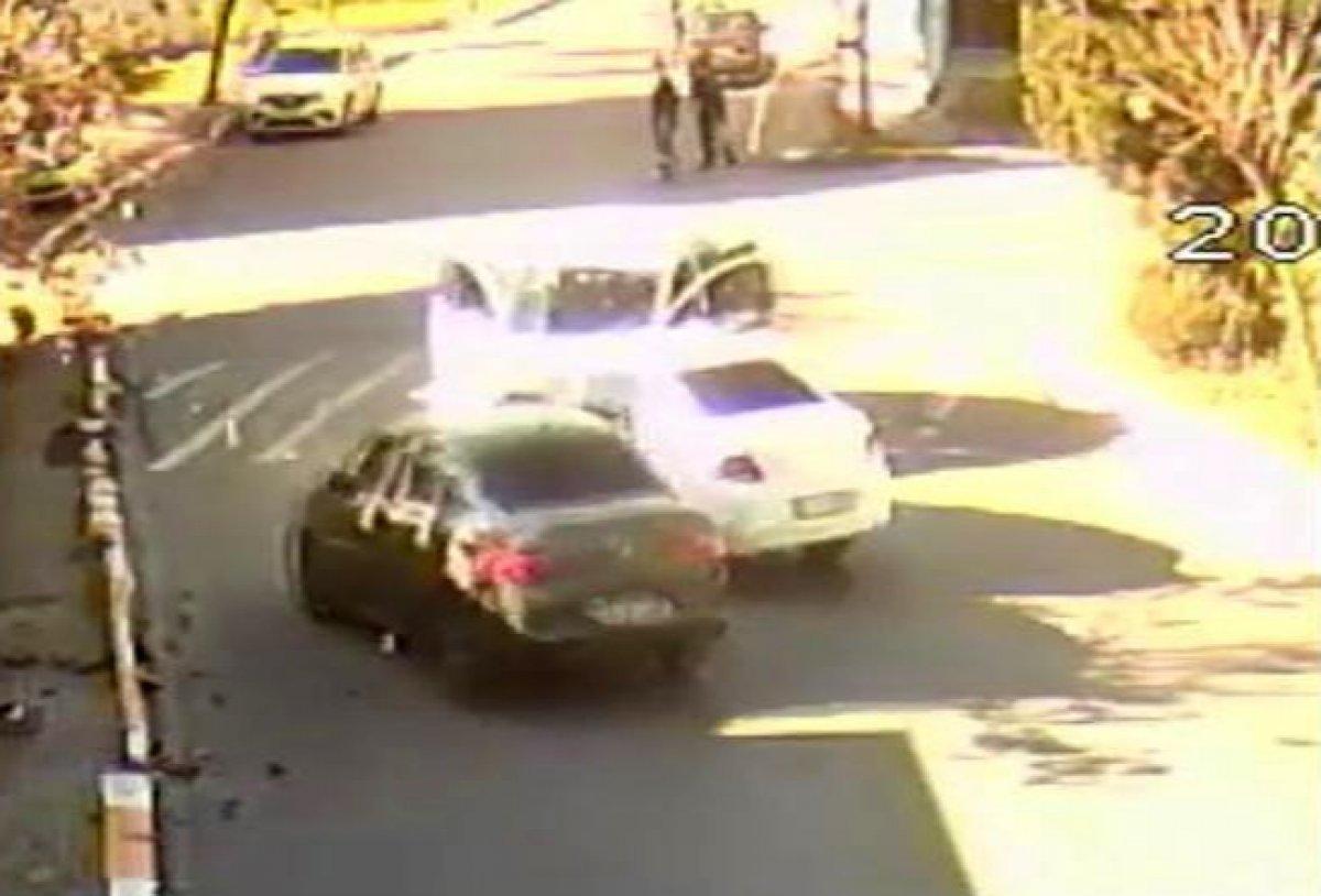 Sultanbeyli'de firari şüphelinin yakalanma anı kamerada