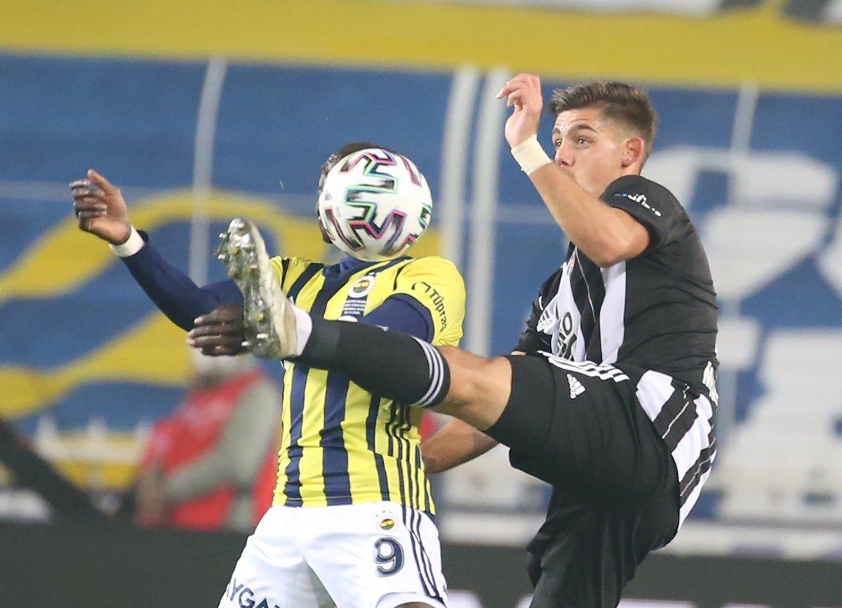 Aboubakar'ın 2. golü öncesi faul beklentisi