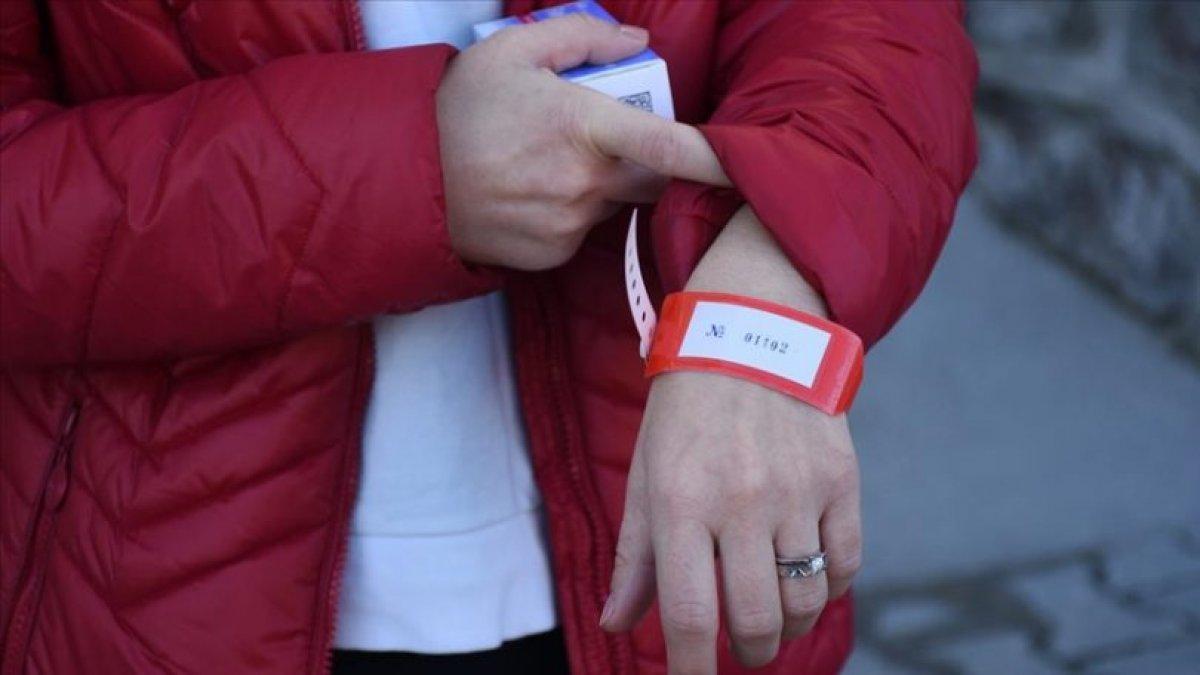 Koronavirüs bileklikleri nedir? E-bileklik uygulaması hangi illerde uygulanacak?