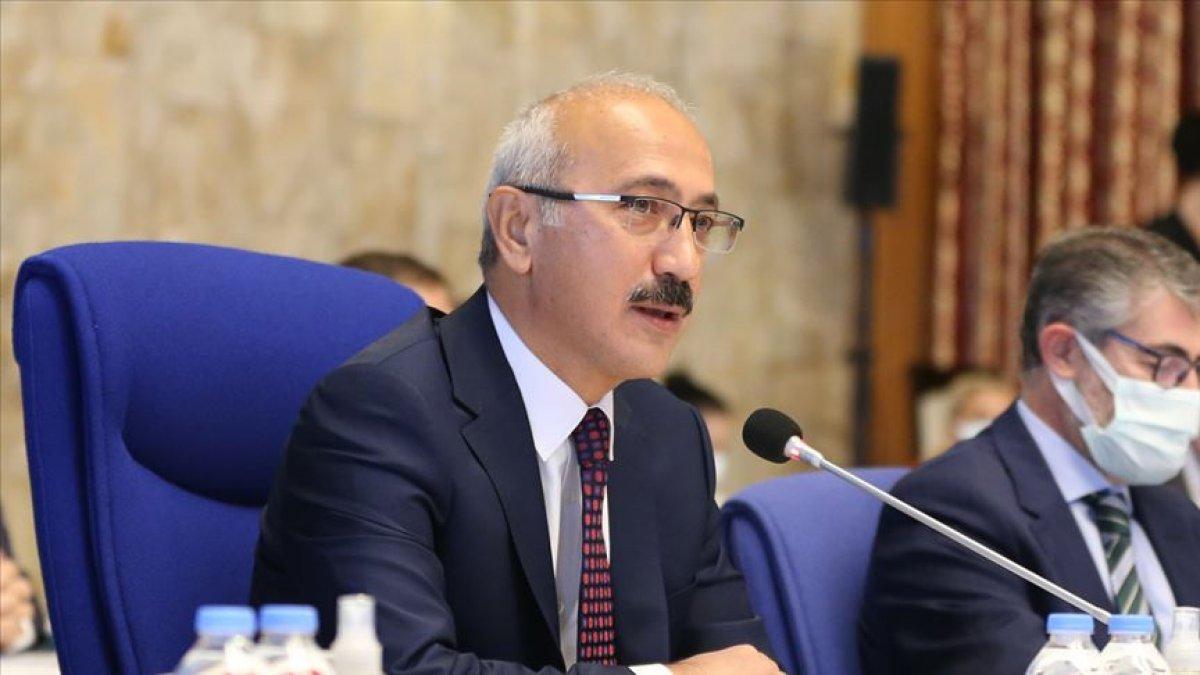 Lütfi Elvan: Üçüncü çeyrek büyümesinde yurt içi talep artışı etkili oldu