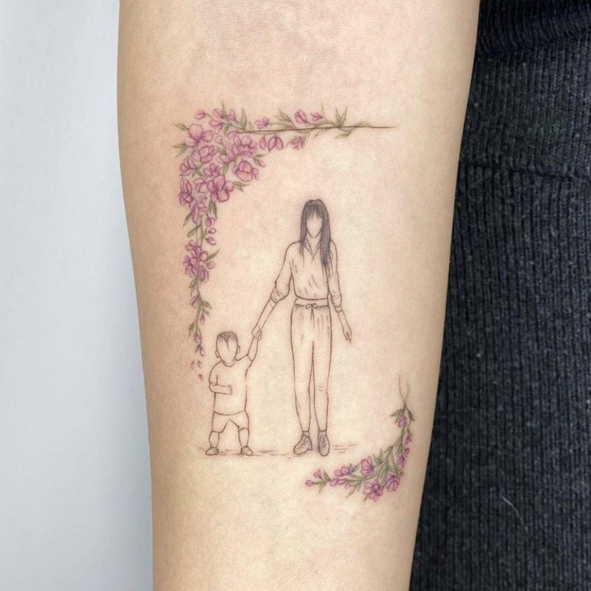 Hazal Kaya'nın yeni dövmesi