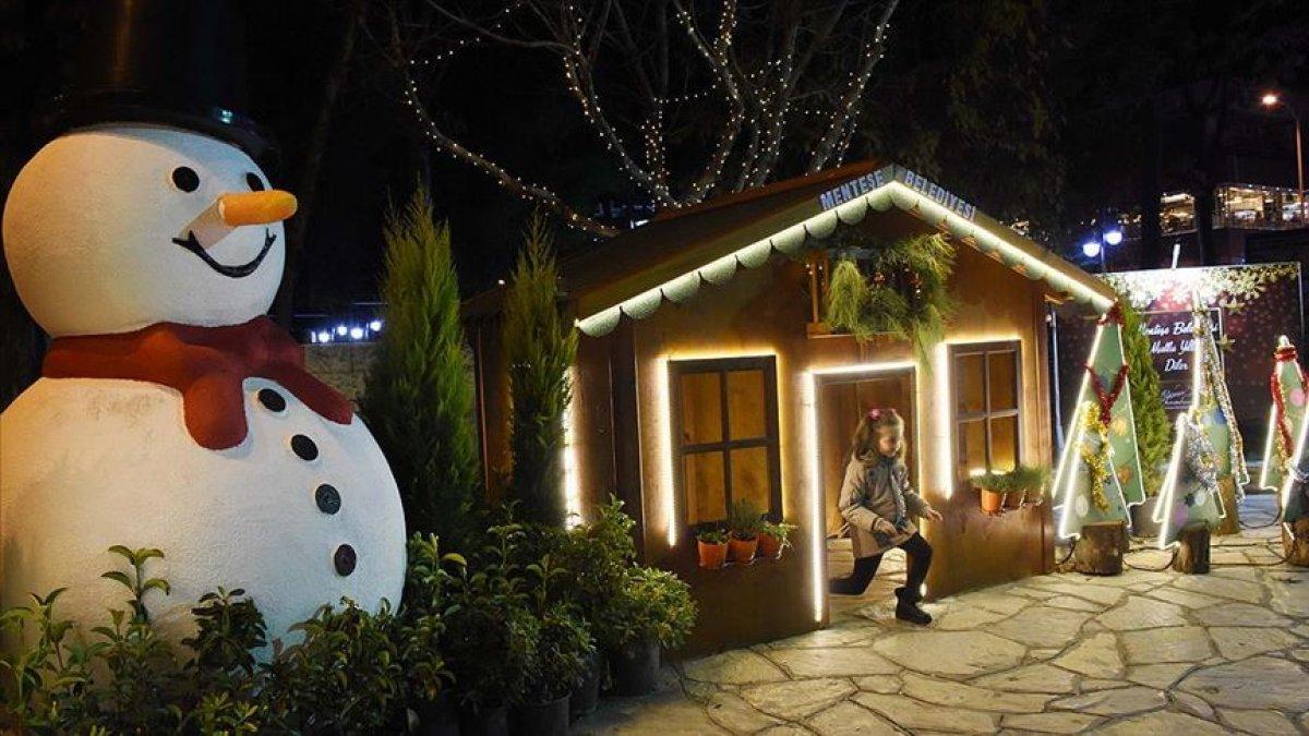 Yılbaşı hangi güne denk geliyor? Yılbaşı kutlamaları yasaklandı mı? Yılbaşında sokağa çıkmak yasak mı?