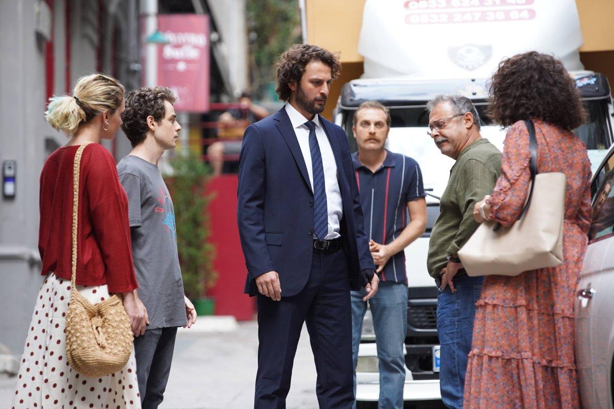 Masumlar Apartmanı dizisi