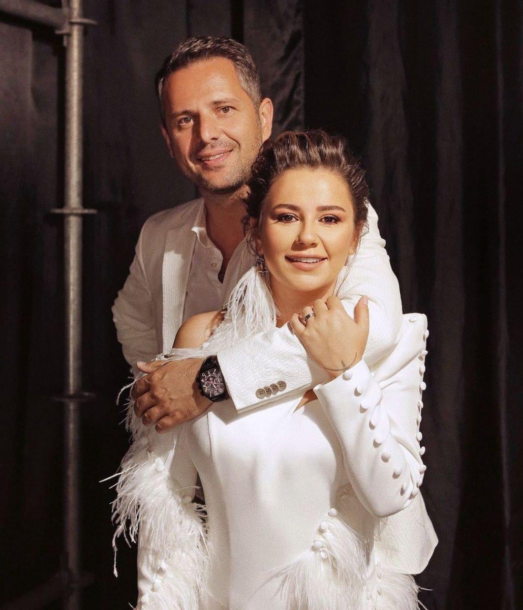 Merve Özbey babasını kaybetti