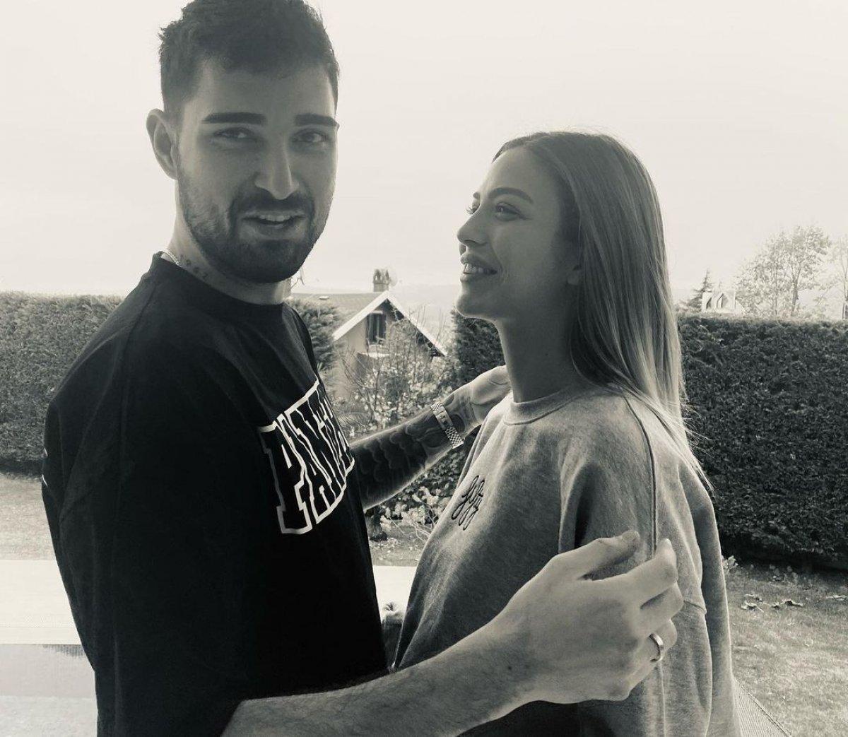 Yasemin Şefkatli ve İdo Tatlıses'ten aşk pozu