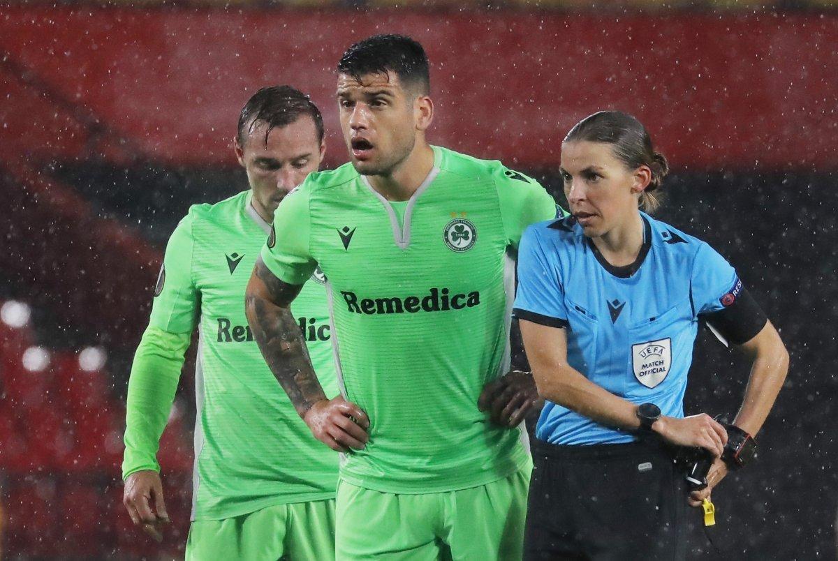 Şampiyonlar Ligi'nde ilk kez bir kadın hakem düdük çalacak