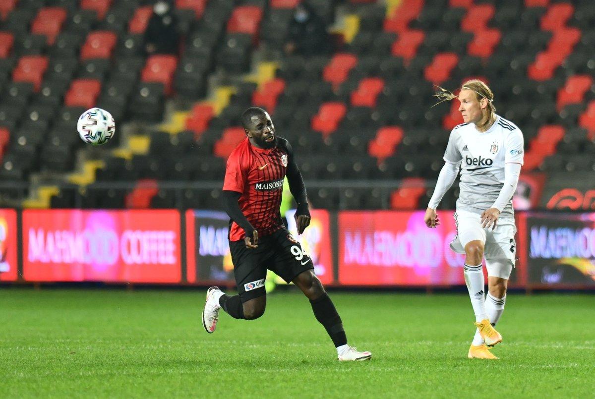 Domagoj Vida koronavirüsü atlattı