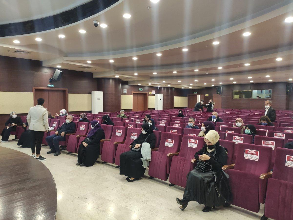 Nikahlar yeni kısıtlamalara göre kıyılmaya başlandı