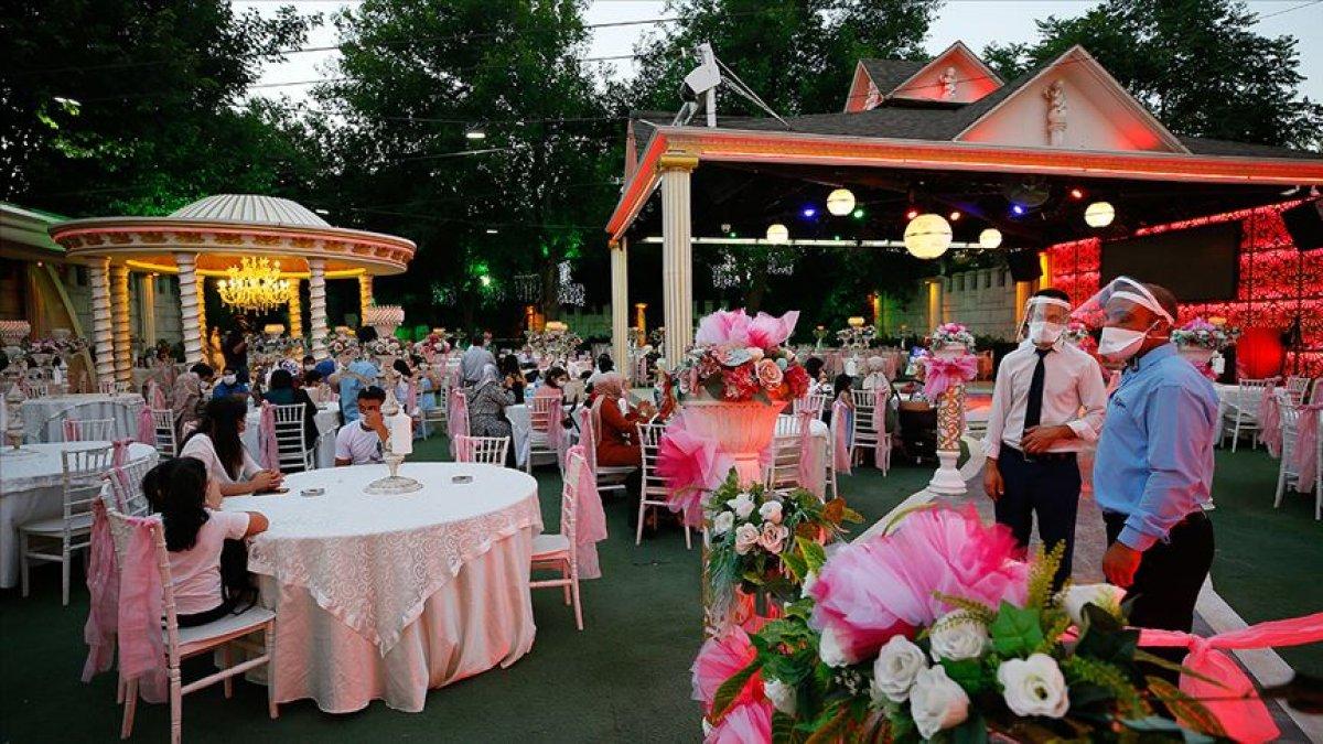 Düğün salonları boş kaldı