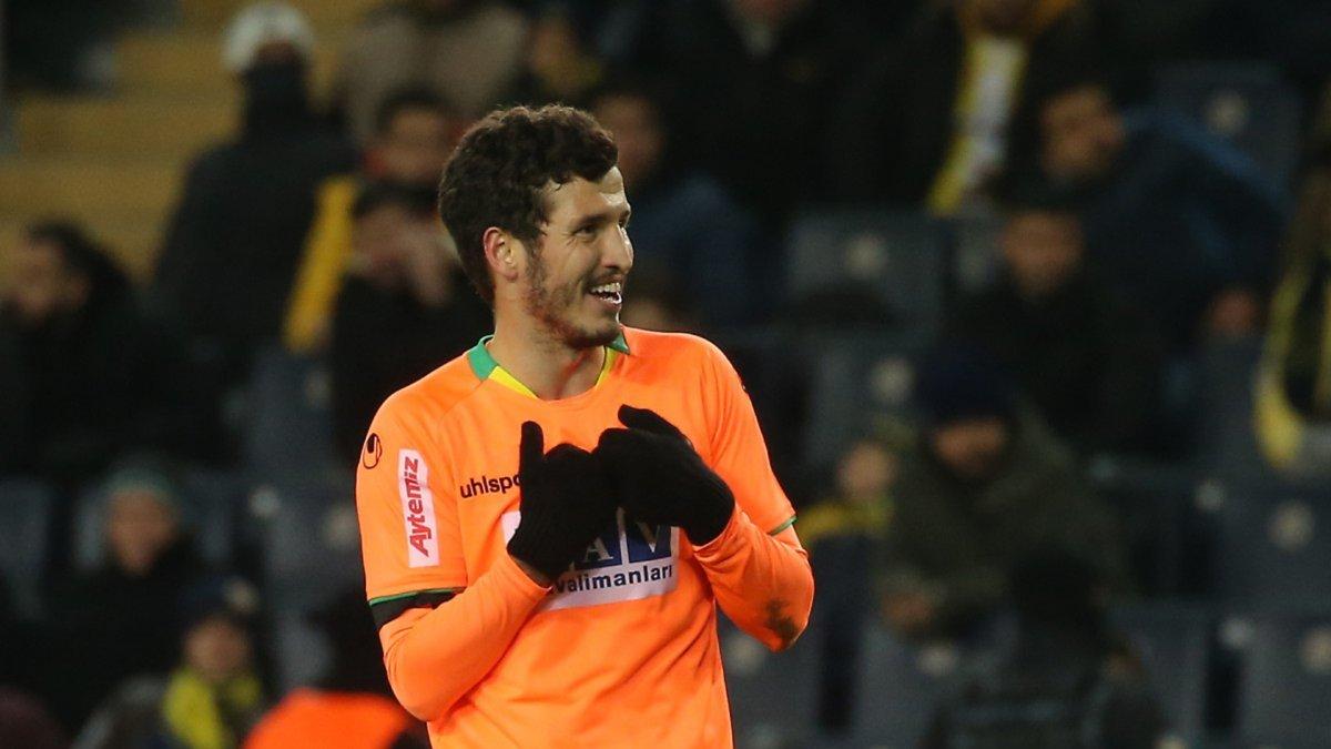 Salih Uçan adım adım Galatasaray'a