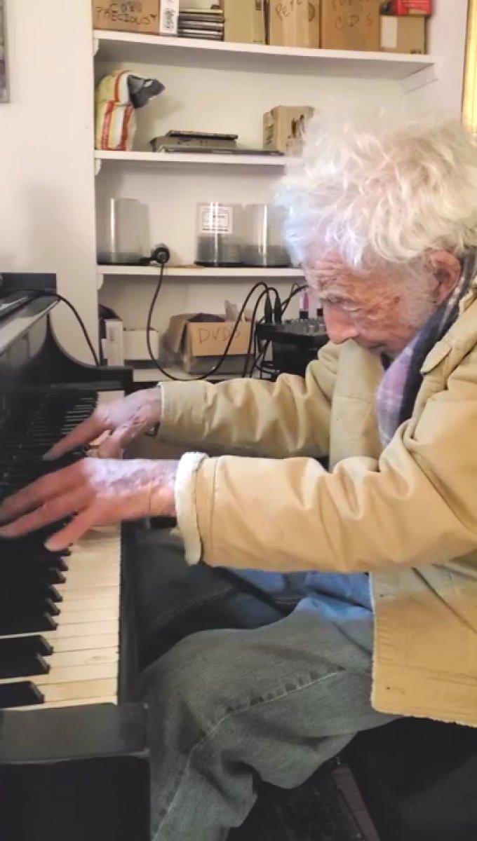 Amerikalı besteci Philip Springer’dan Ay Işığı Sonatı