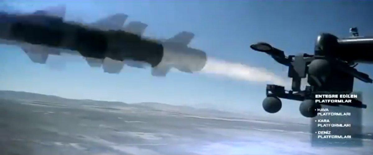 Roketsan yerli güdümlü füzenin görüntülerini paylaştı