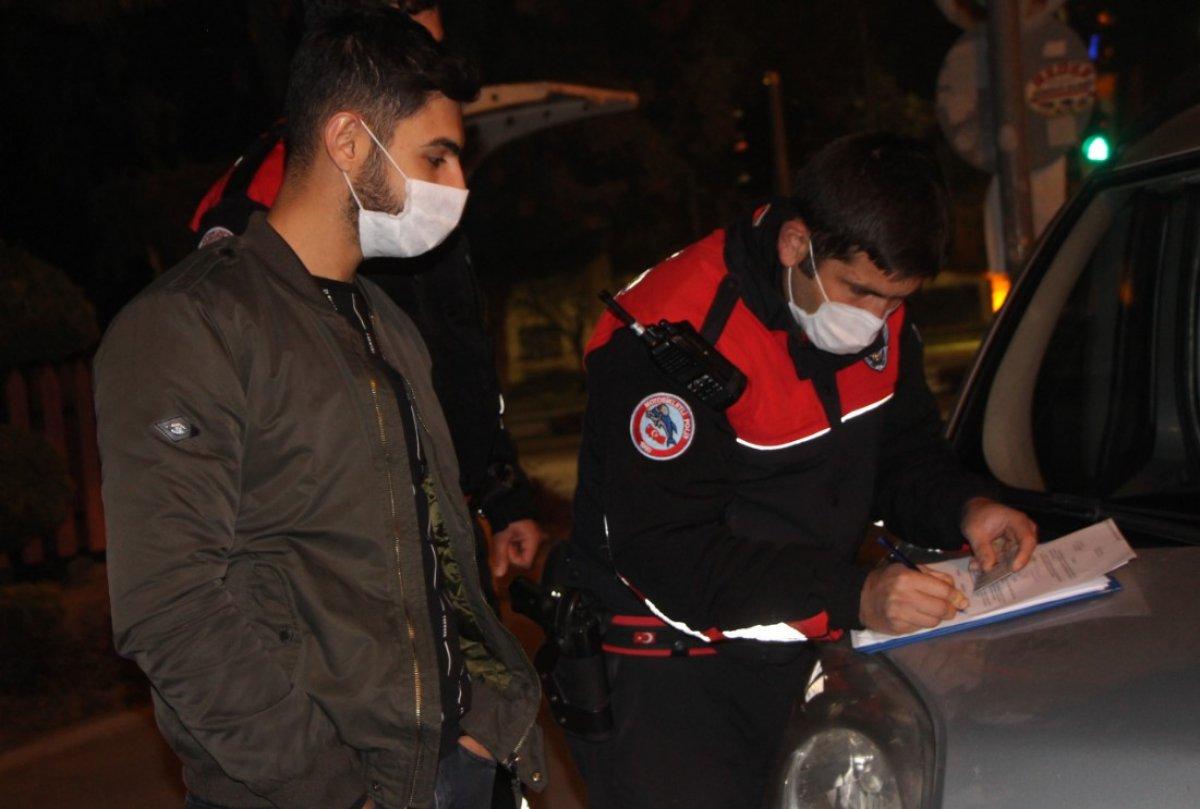 Burdur'da kısıtlamada dışarıda olan 4 kişi, 'haberimiz yoktu' dedi