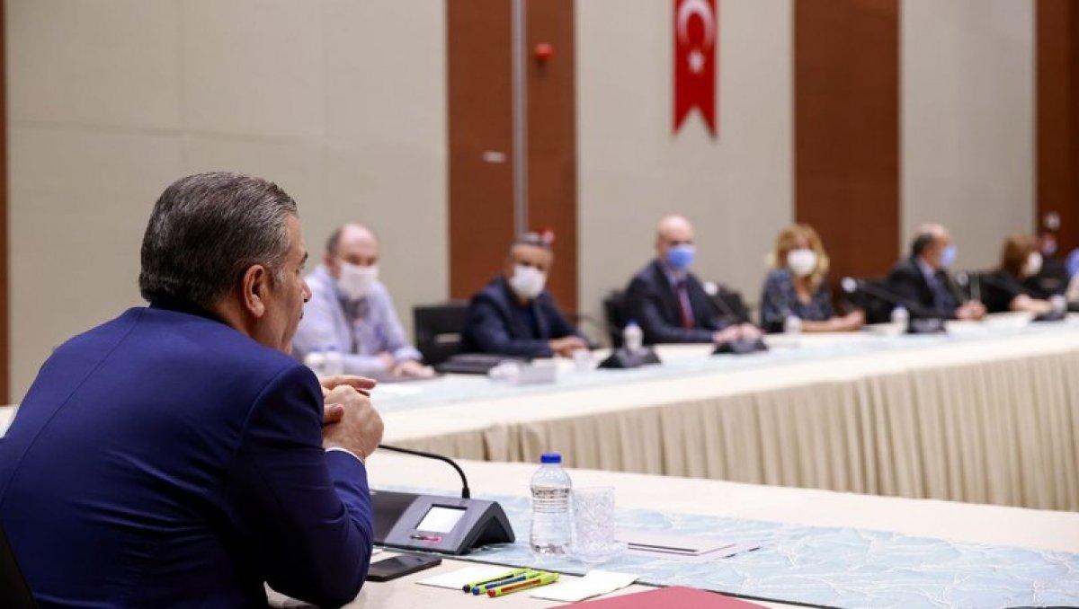 Koronavirüs Bilim Kurulu, 'aşı' gündemiyle toplanıyor