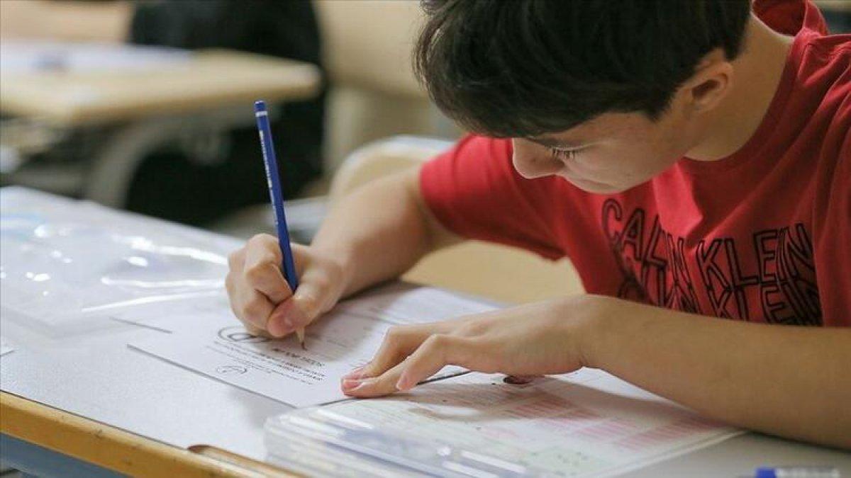 LGS konuları değişti mi? LGS 2021 soruları nasıl olacak? MEB LGS örnek soru kitapçığı