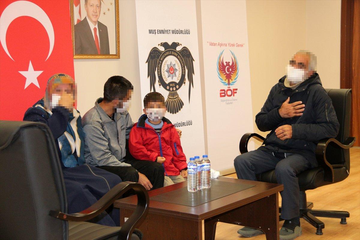 Muş'ta teslim olan terörist ailesiyle buluşturuldu