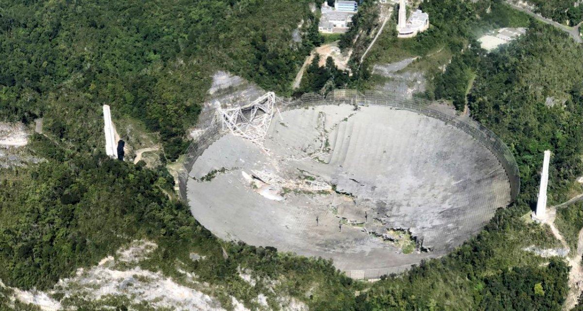 Arecibo teleskobu çöktü