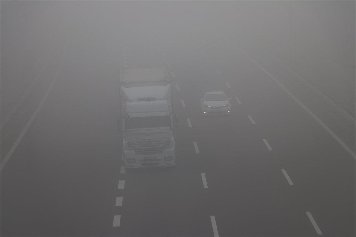 Bolu Dağı'nda yoğun sis etkili oldu