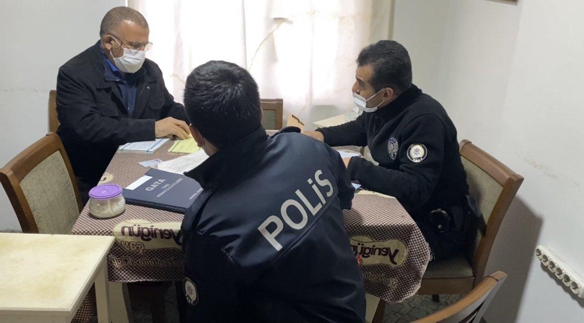 Pendik'te çay ocağı sahibi üst katındaki daireyi kahvehaneye çevirdi