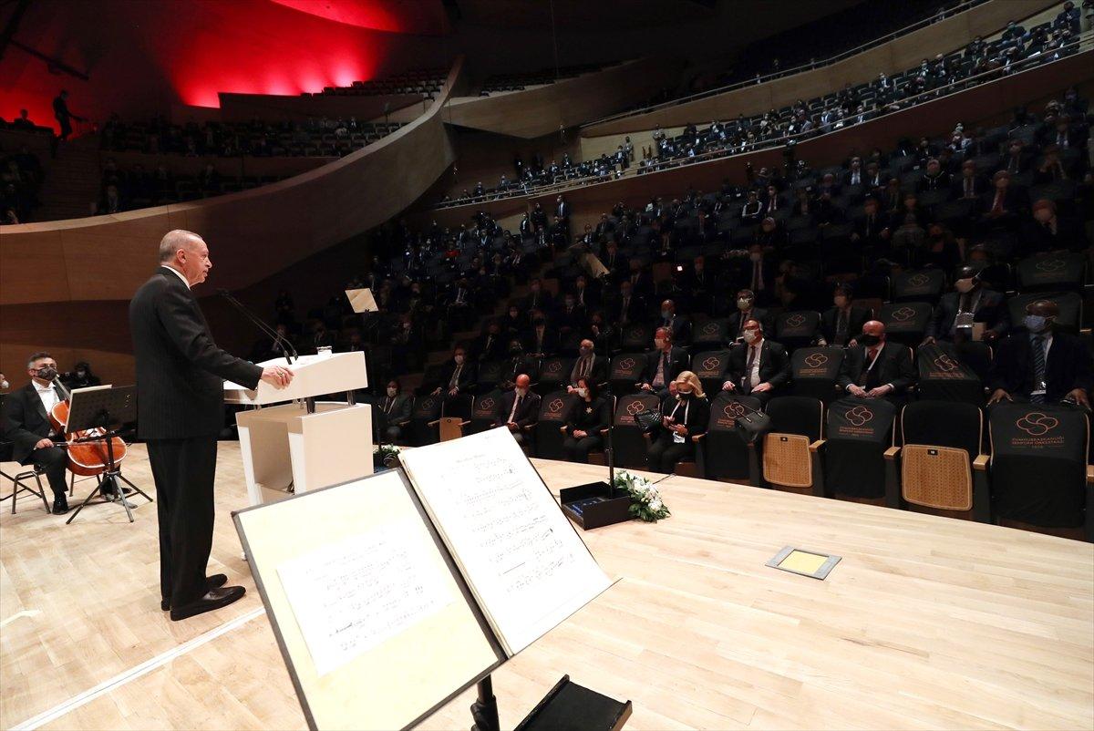 Cumhurbaşkanı Erdoğan: Türkiye kültür ve sanatta prangalarından kurtulmuştur