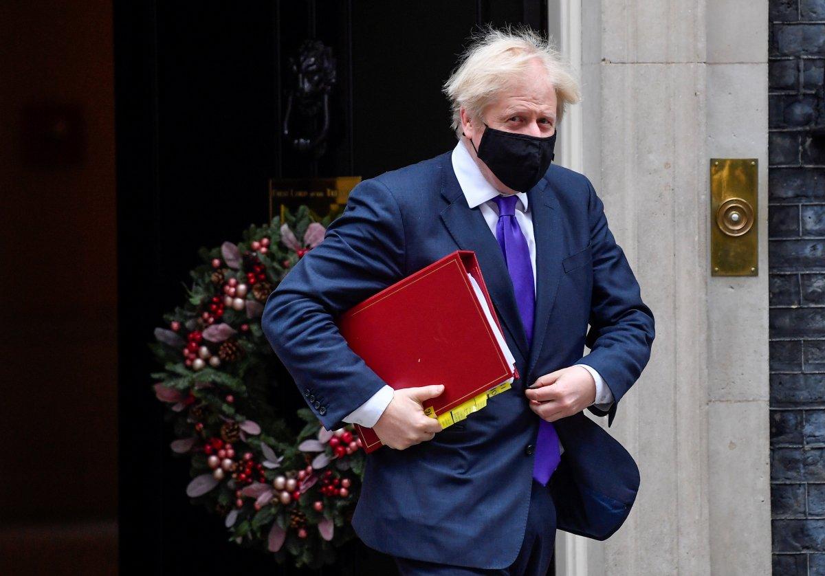 İngiltere Başbakanı Johnson: 350 milyon aşı sipariş ettik