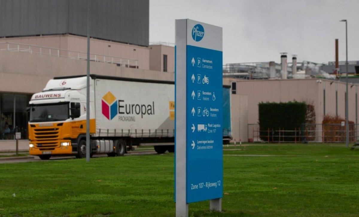 Pfizer ve BioNTech'in ürettiği aşının İngiltere'ye sevkiyatı başladı