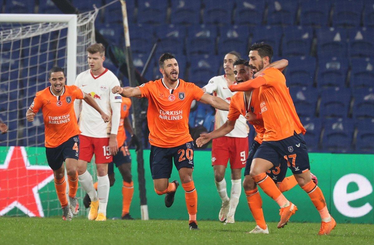 Okan Buruk: Gol olmayacak pozisyonlar gol oldu