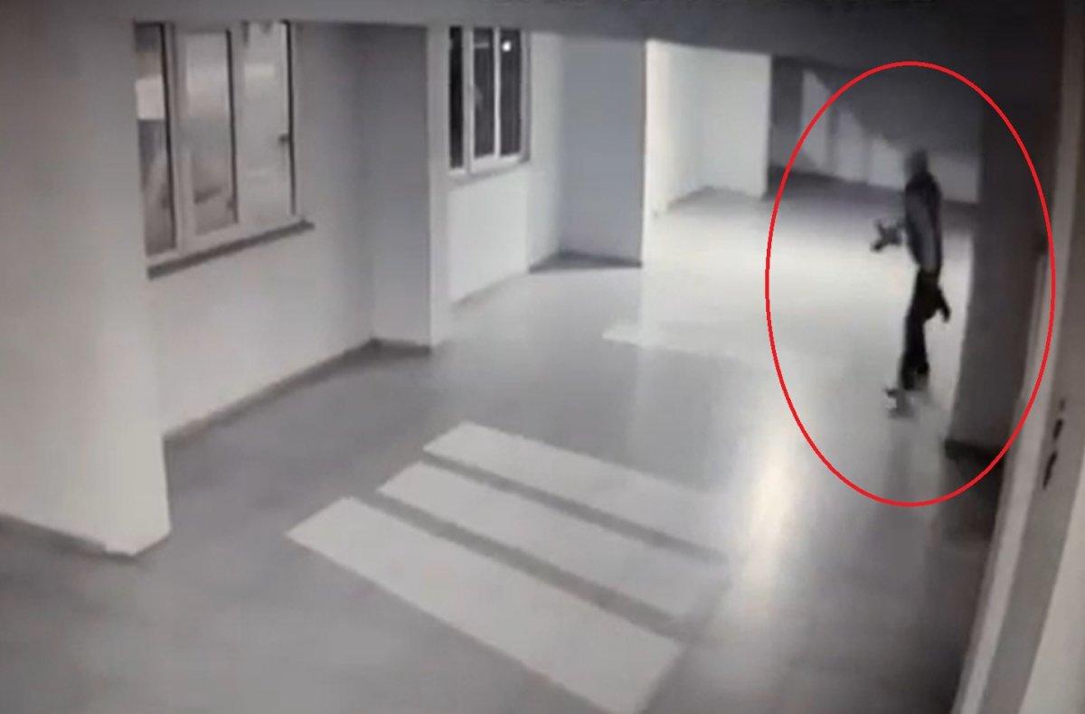 Bursa'da çaldığı ayakkabıları pazar arabasına doldurup kaçtı