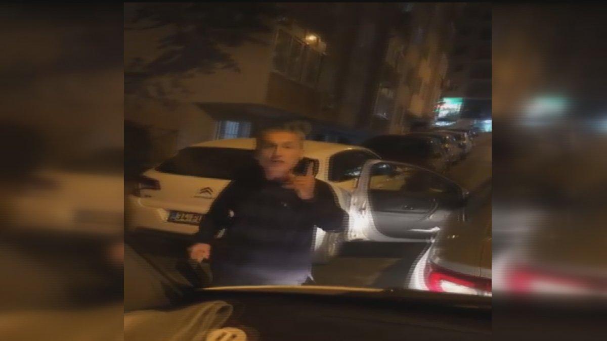 Küçükçekmece'de hastane personelinin olduğu servise saldırı