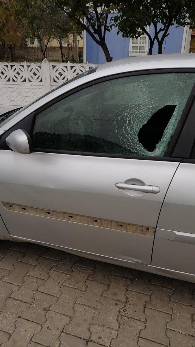 Tekirdağ'da otomobille çarpışan bisikletlinin havada savrulduğu anlar kamerada