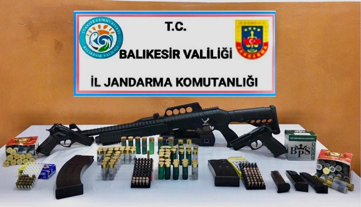 Balıkesir'de cinayeti sokağa çıkma yasağını fırsata çevirip çözdüler