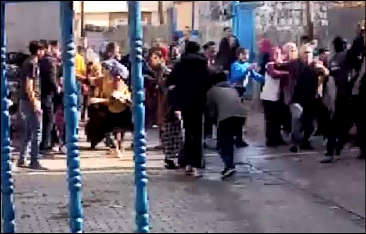 Diyarbakır'da kısıtlamada taşlı, sopalı, bıçaklı kavga