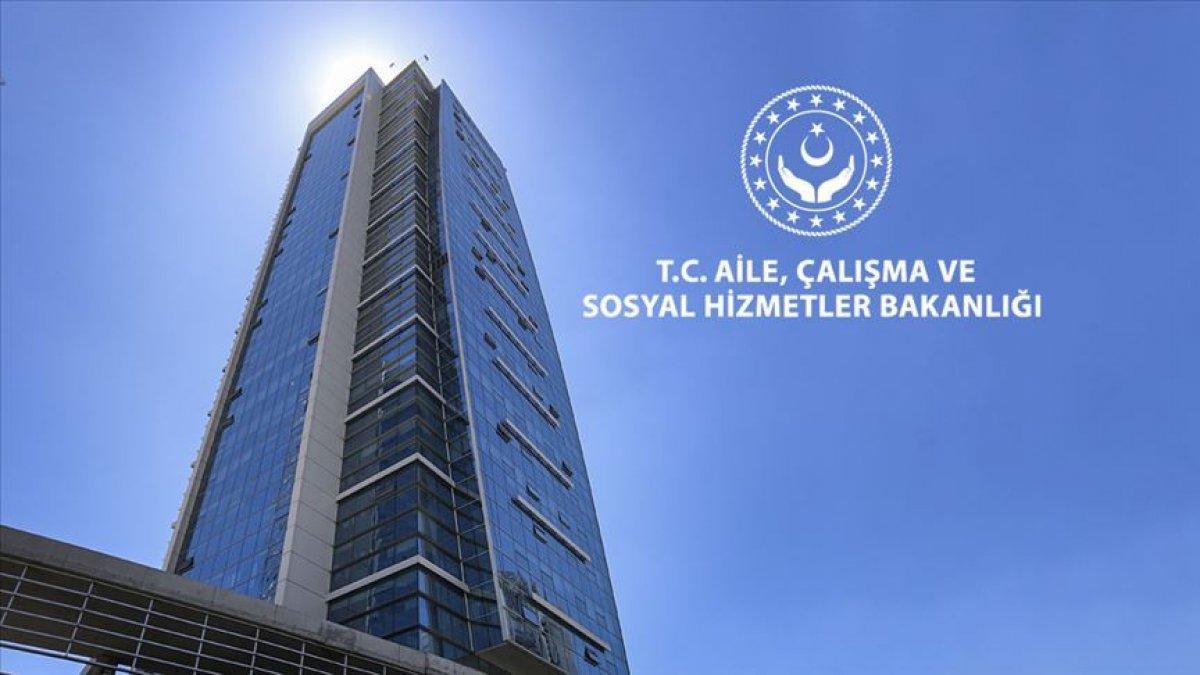 Çocuk bedeninde sergilenen iç çamaşır reklamları, bakanlık kararıyla durduruldu
