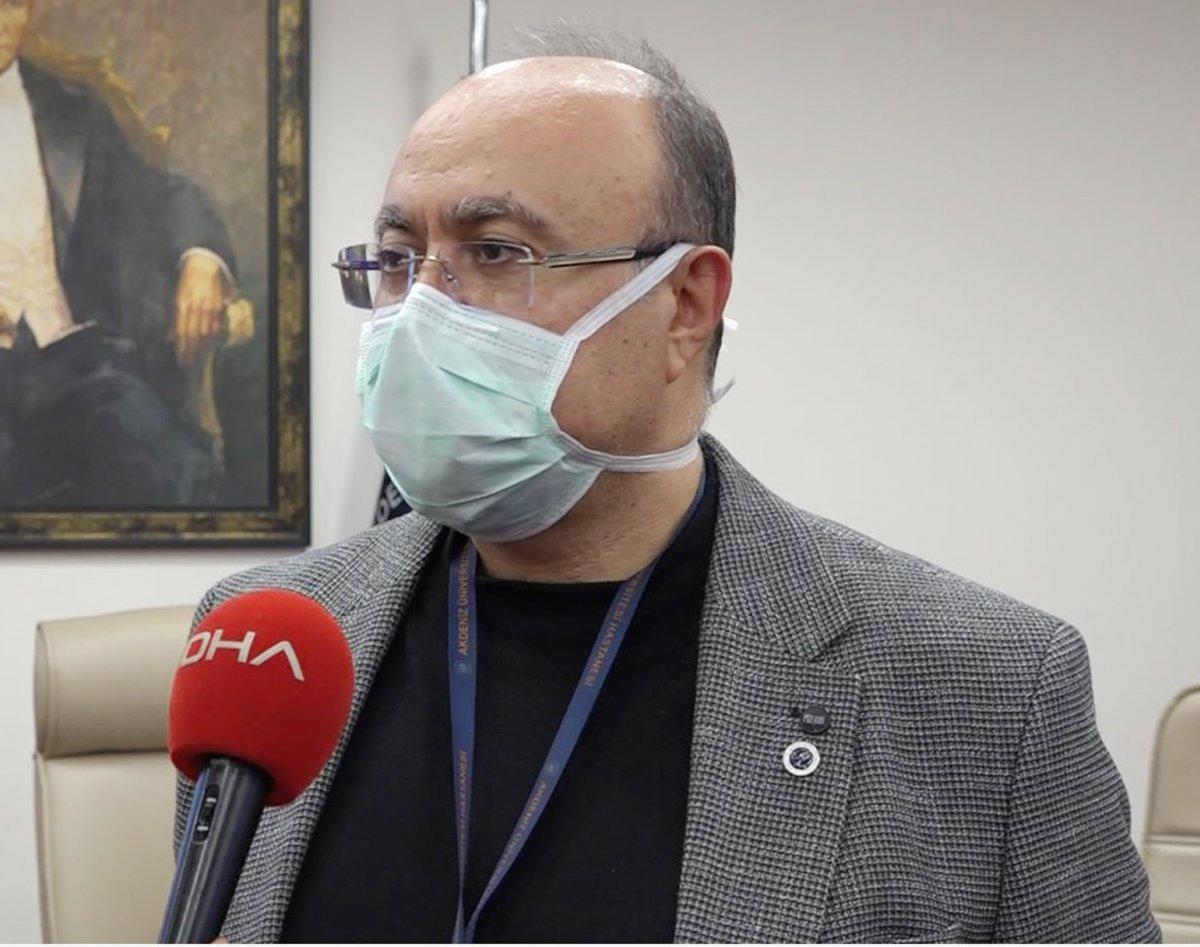 Muhittin Böcek'i tedavi eden doktorlar süreci anlattı