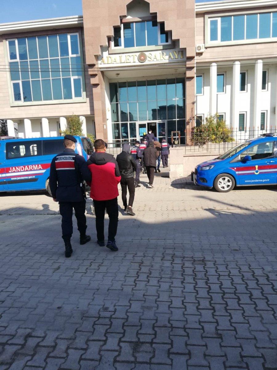 Balıkesir'de cinayeti sokağa çıkma yasağını fırsata çevirip çözdüler