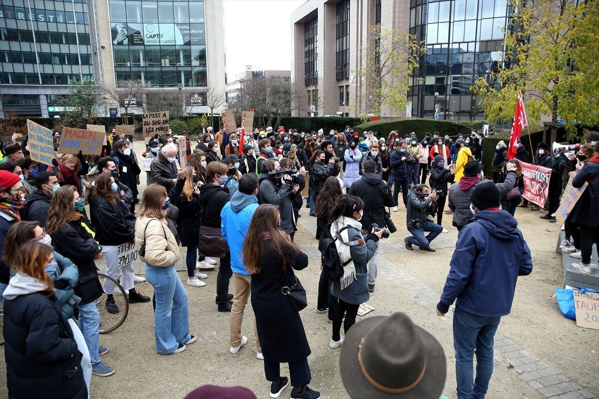 Brüksel'de ırkçılık ve polis şiddetine protesto