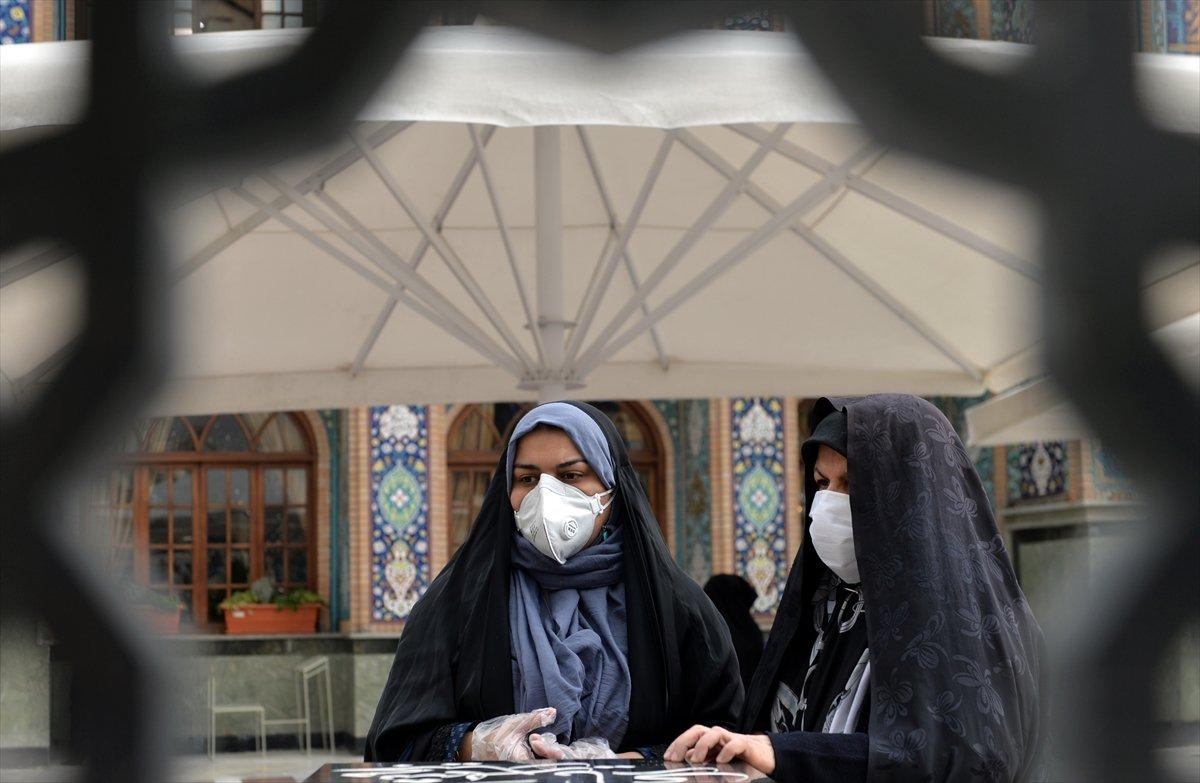 İran'da Muhsin Fahrizade'nin mezarına ziyaret