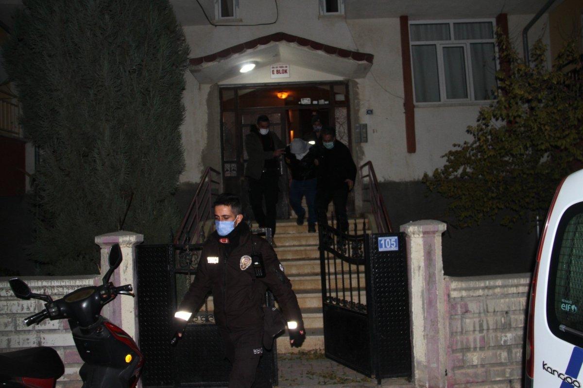 Konya'da bir kişi, 4 aylık eşini öldürdü