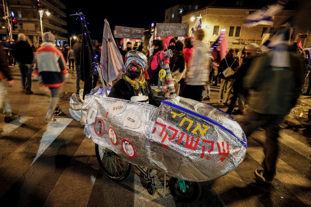 İsrail'deki Binyamin Netanyahu karşıtı gösterilerde 27 kişiye gözaltı