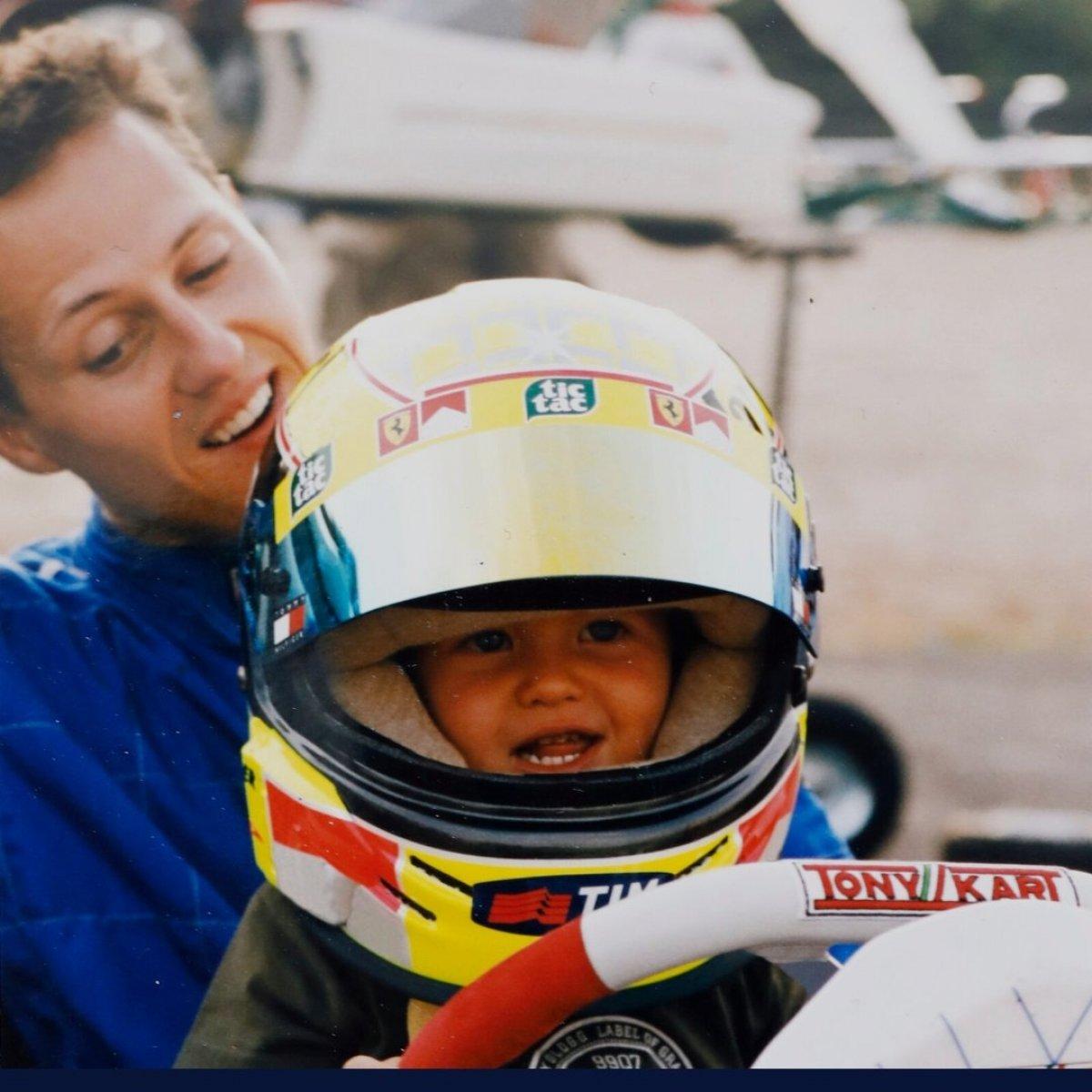 Mick Schumacher Formula 2'de şampiyon oldu