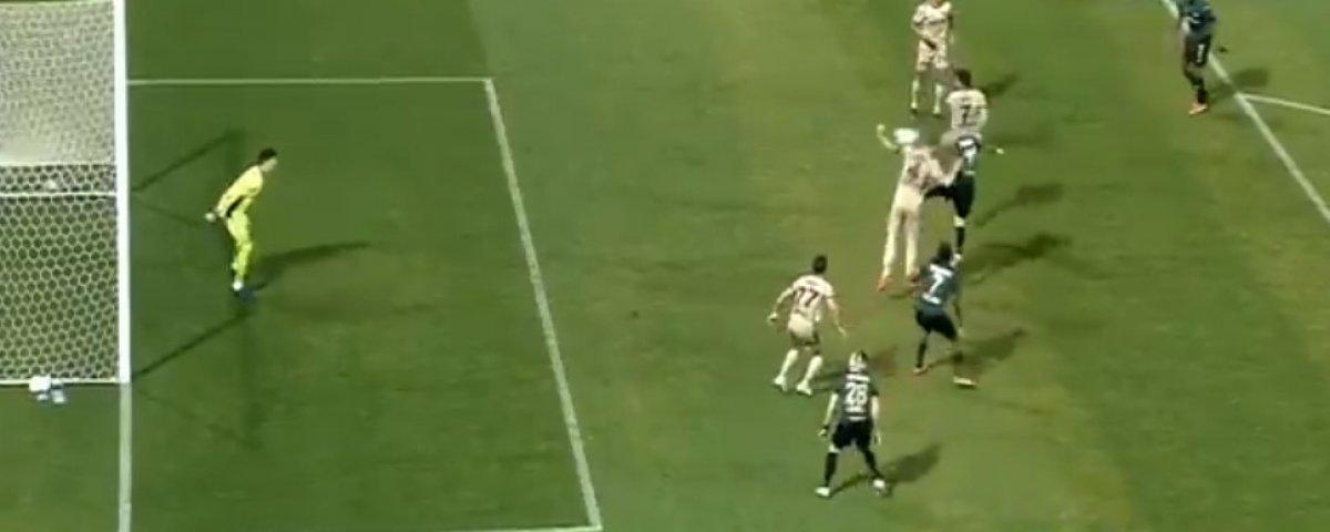 Fenerbahçe'de Serdar Aziz kırmızı kart gördü