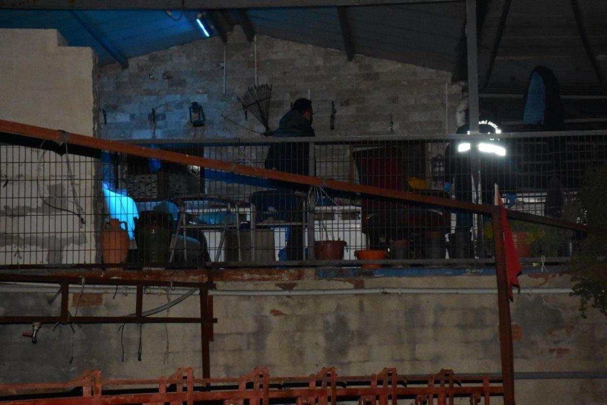 İzmir’de iki komşunun kavgası kanlı bitti: 1 ölü