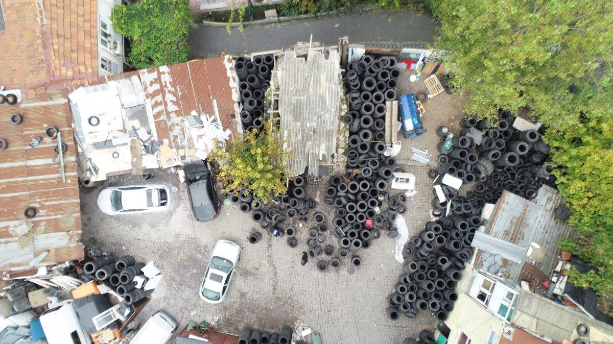 Fatih'te 500 yıllık tarihi şapel, lastik deposu olarak kullanılıyor