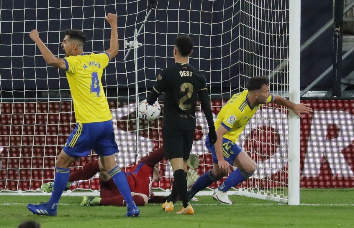 Barcelona, deplasmanda Cadiz'e yenildi