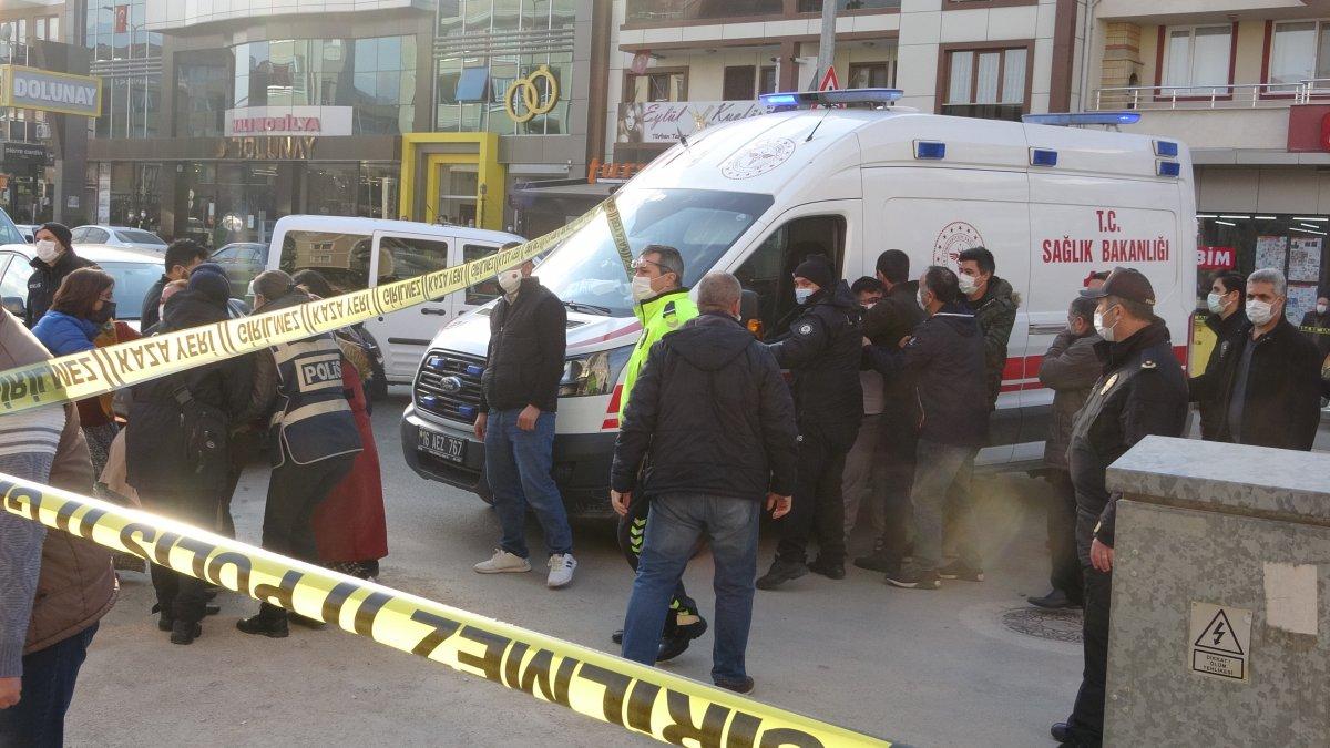 Bursa'da kamyonun çarptığı kadın hayatını kaybetti