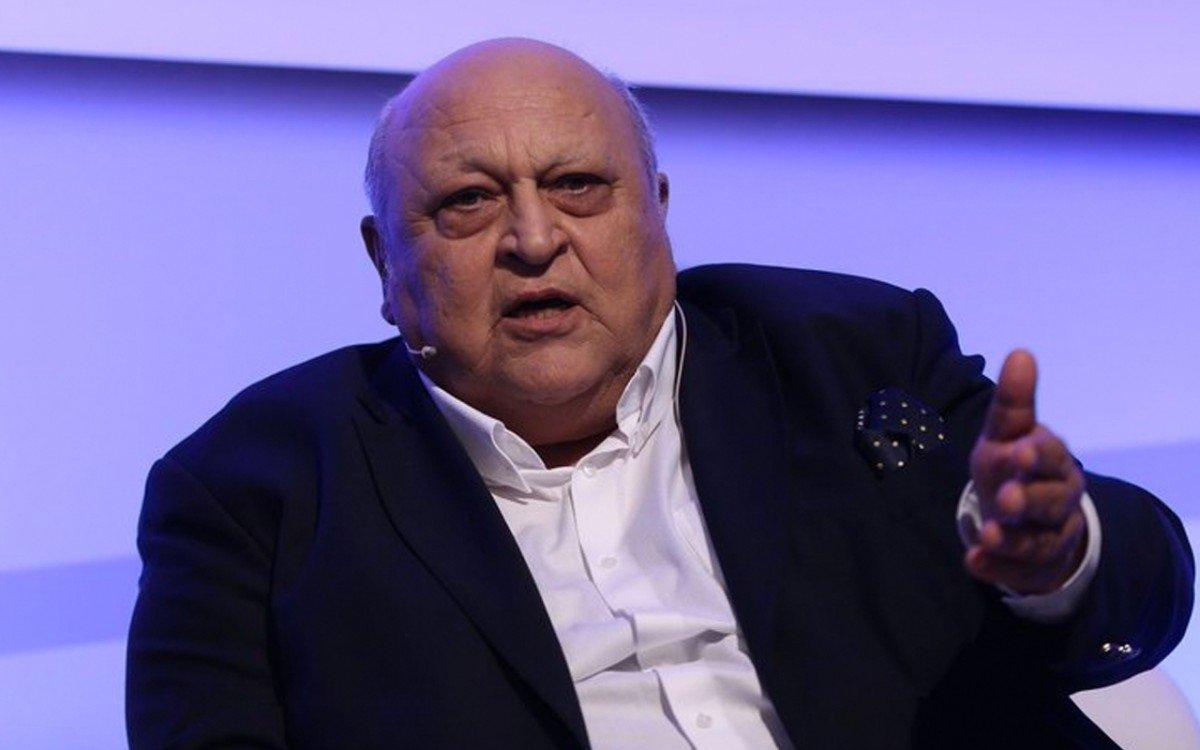 Abdullah Kiğılı, Dinamo Bükreş'i satın alıyor